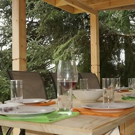 Forest House بيت للعطل فارنا