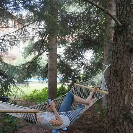 Forest House וארנה