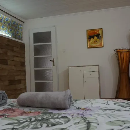 Forest House בית נופש וארנה